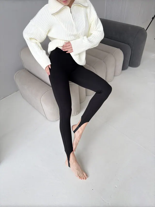 Dense Leggings Stirrup - Black MK by Brand&Trend