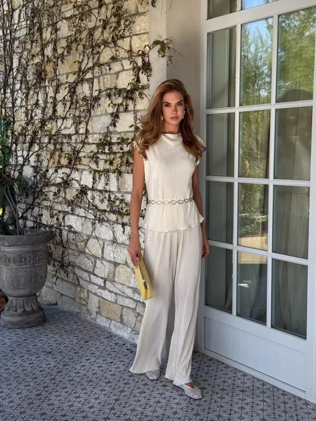Ivanka Satin Set by Brand&Trend